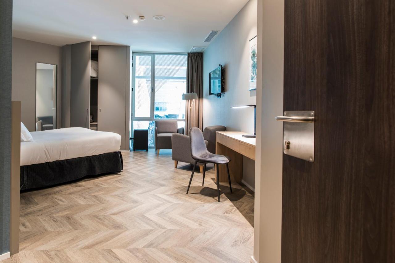Sleep&Fly Hotel El Prat de Llobregat Buitenkant foto