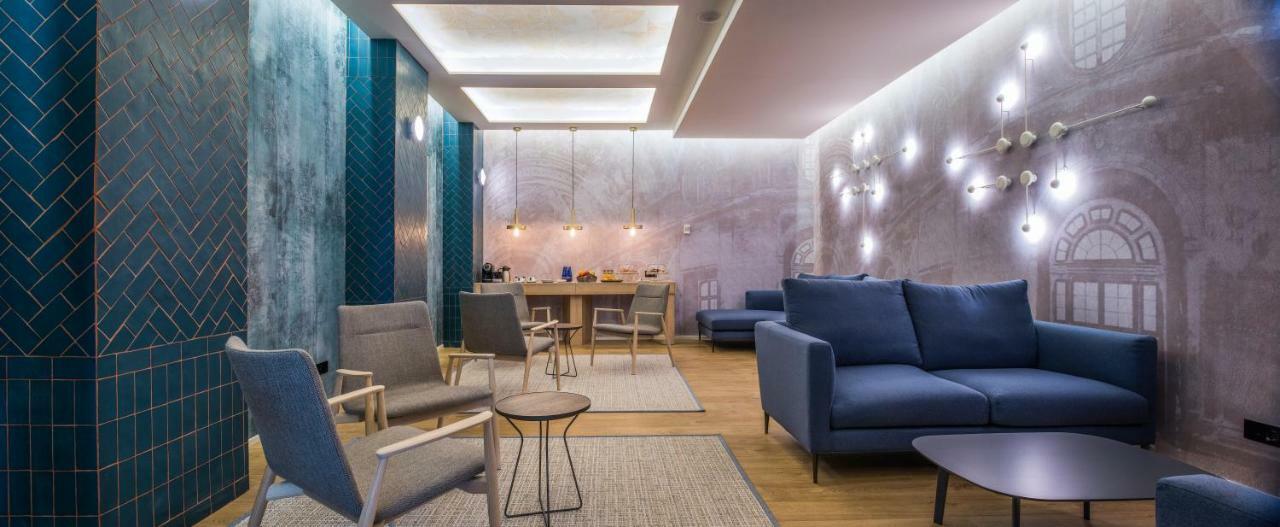 Sleep&Fly Hotel El Prat de Llobregat Buitenkant foto
